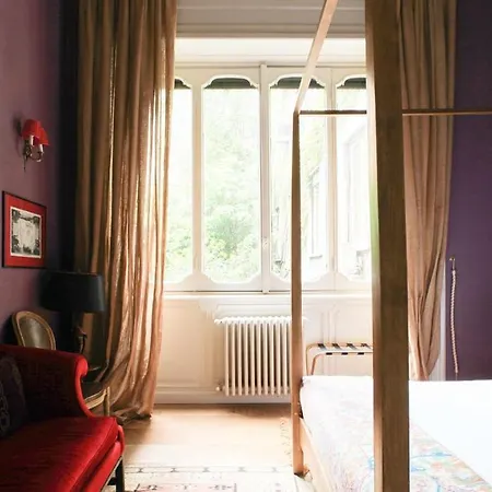 Apartment Plum Guide - Tarragon Garden *