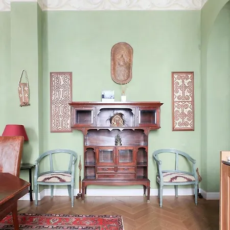 Plum Guide - Tarragon Garden Apartment